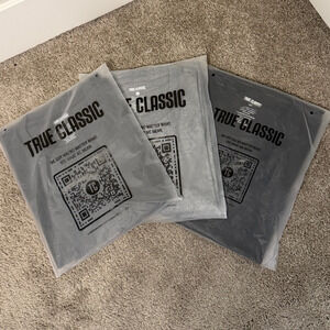 New True Classic 3 Pack T-Shirt Black Gray Carbon Crew Neck Basic Tee Size Large